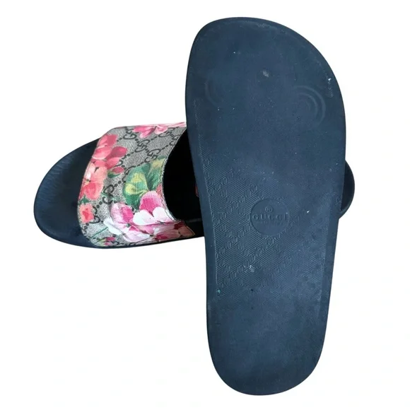 GUCCI GG Supreme Blooms Slides Sandals - Picture 10 of 12